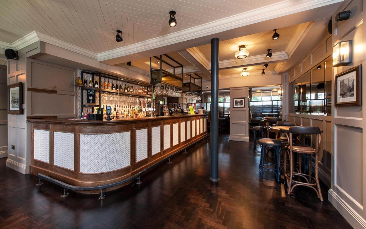 The Bulls Head Hotel Hale  Εξωτερικό φωτογραφία